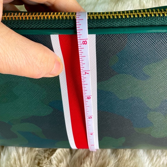 Charlotte and Emerson Cosmetic/Travel bags set of 2 - Picture 9 of 13